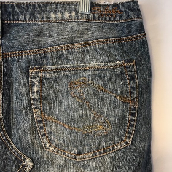 Silver Brand Short Distressed Jean Skirt Size 32 - Picture 3 of 6
